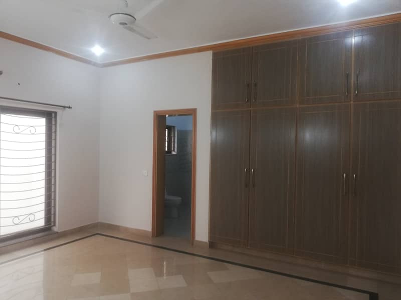 10 MARLA UPPER PORTION FOR RENT IN SECTOR C BAHRIA TOWN LAHORE 2