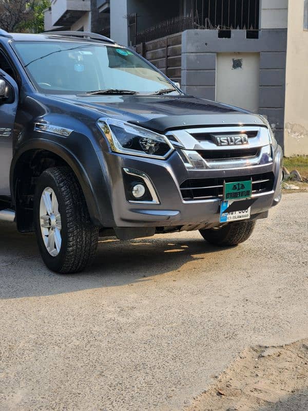 Isuzu D-Max V-Cross gtx 2020 17