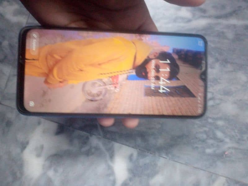 Infinix hot 11 condition 10 by 10 4/128 0