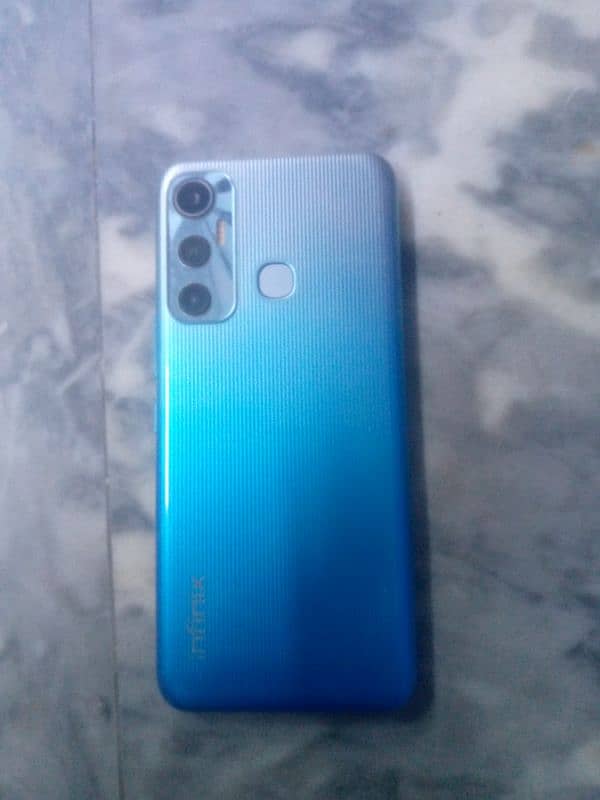 Infinix hot 11 condition 10 by 10 4/128 3