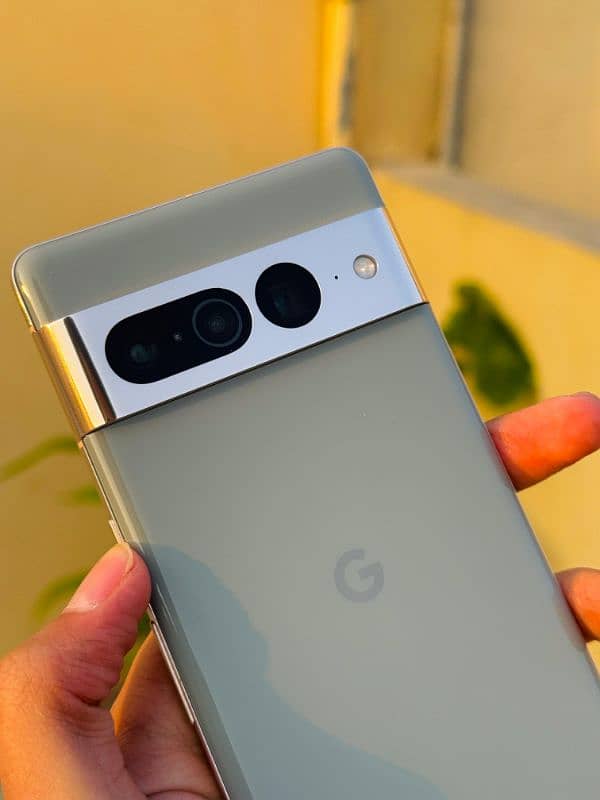 Google pixel 7 pro 5G 2