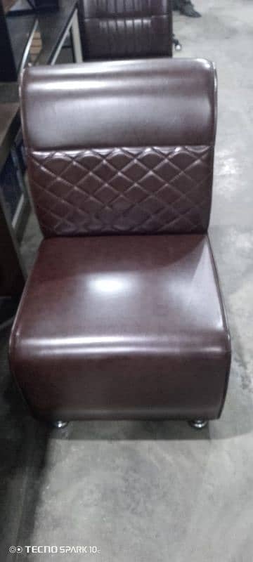 Parlour Chair/Saloon Chair/Shampoo Unit/Pedicure/Facial Bed/Trolley 8