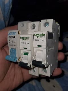 Schneider Electric IC60N C20A power breaker (3 pieces in 700rupees)