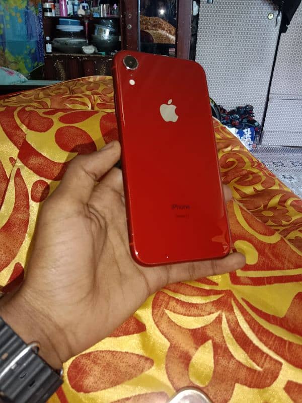 iphone XR ,64gb 4