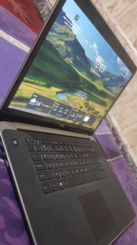 best mid range laptop 3