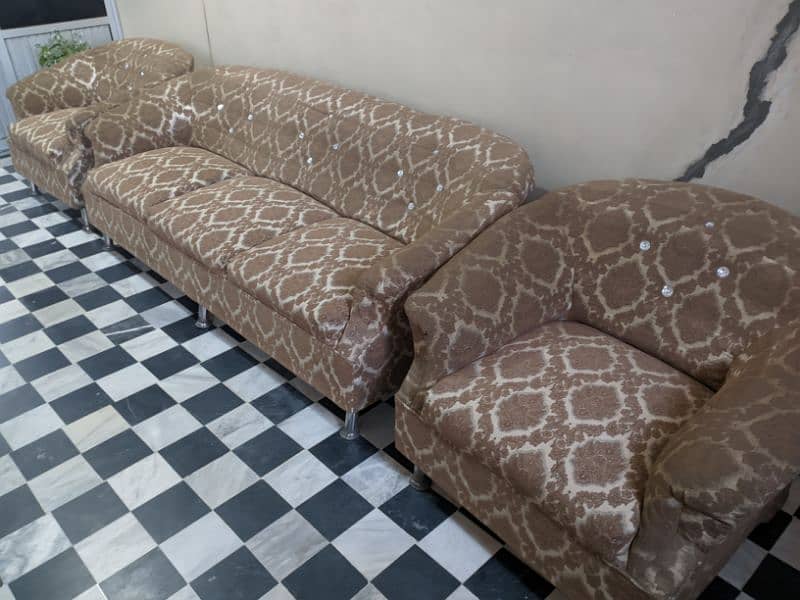 5 seater sofa set | Foam | Used 0