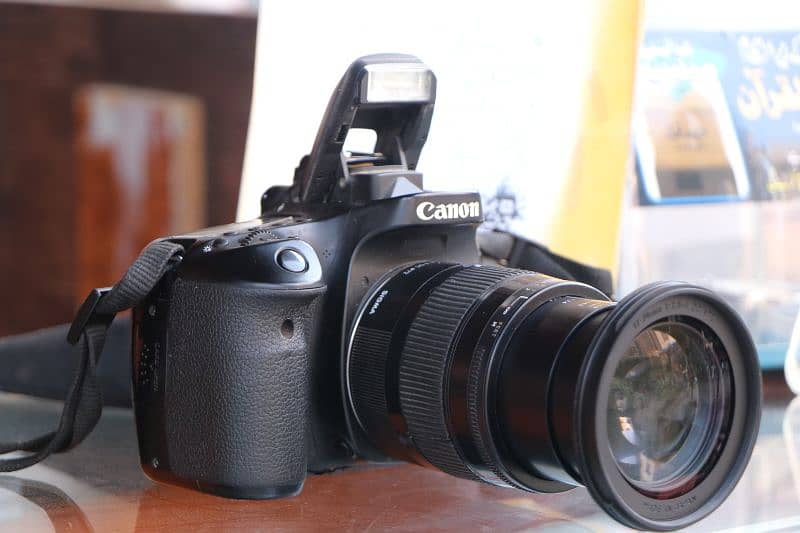 Canon 80D for Sale with 17-70 sigma lense 0