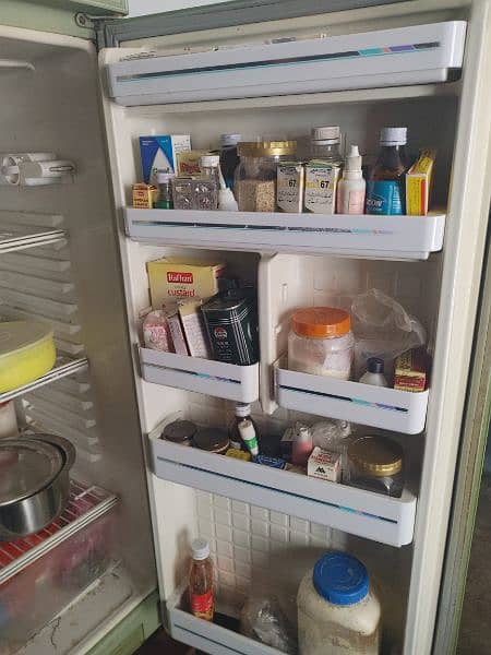 Used Dawlance Fridge 4