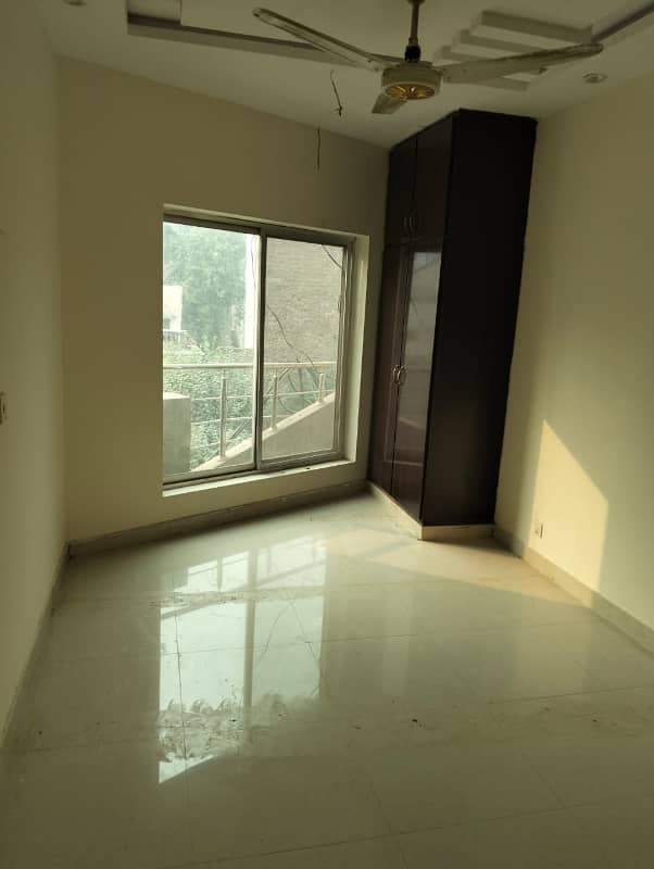 3 Marla 4 Story Building Davis Road Near Shimla Hill Lahore 3