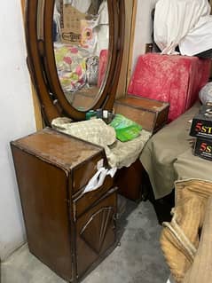 Dressing Table for Sale