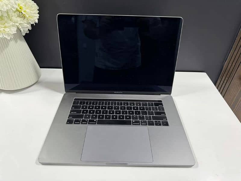 Macbook pro 2019 1