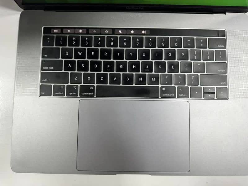 Macbook pro 2019 4