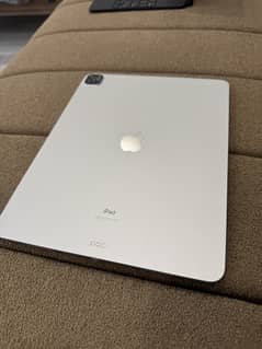 iPAD Pro M1, 12.9 in, 5thGen, 128GB with Apple Pencil & Magic Keyboard