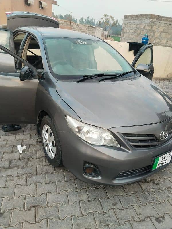 Toyota Corolla GLI 2011 13