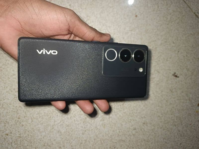 vivo V29 5G 1