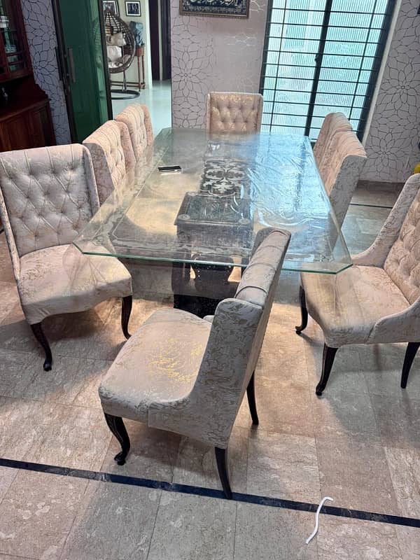 Almost new 8 Chair Dining Table Chiniotty 3