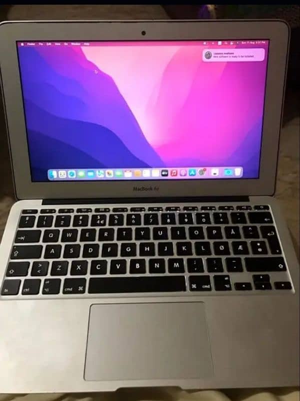 macbook air 2015 11 inch 8