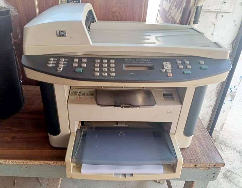 HP Laser Jet 1522 1