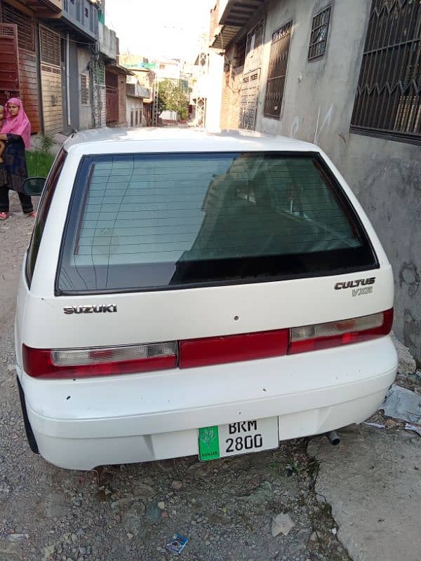 Suzuki cultus 2006 model full oka white colour. 3