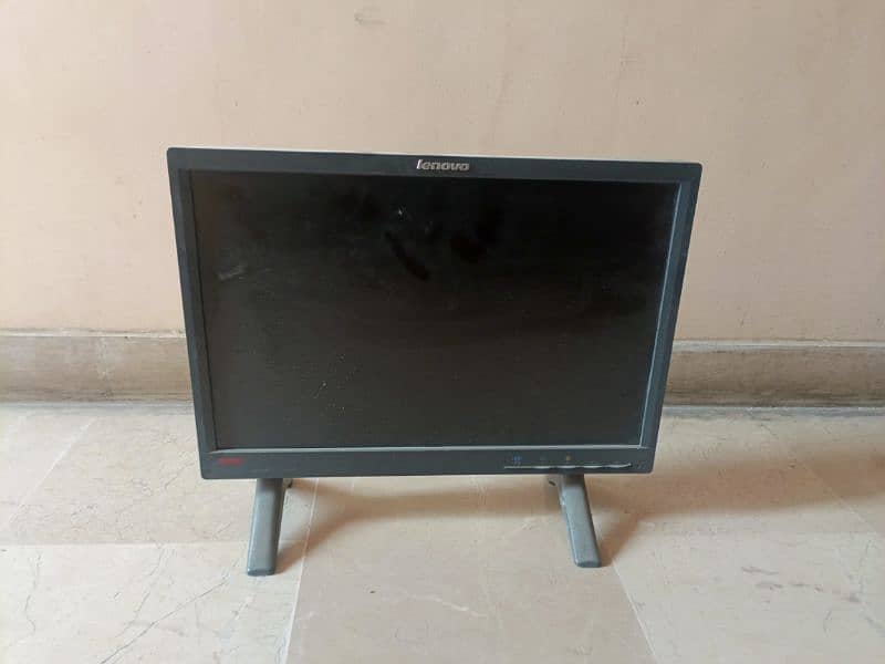 Lenovo monitor 17 inch 0