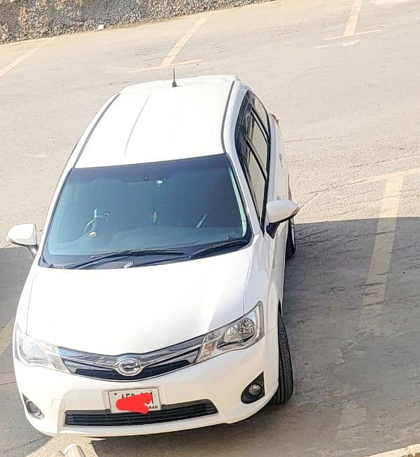 Toyota Corolla Axio 2014 1