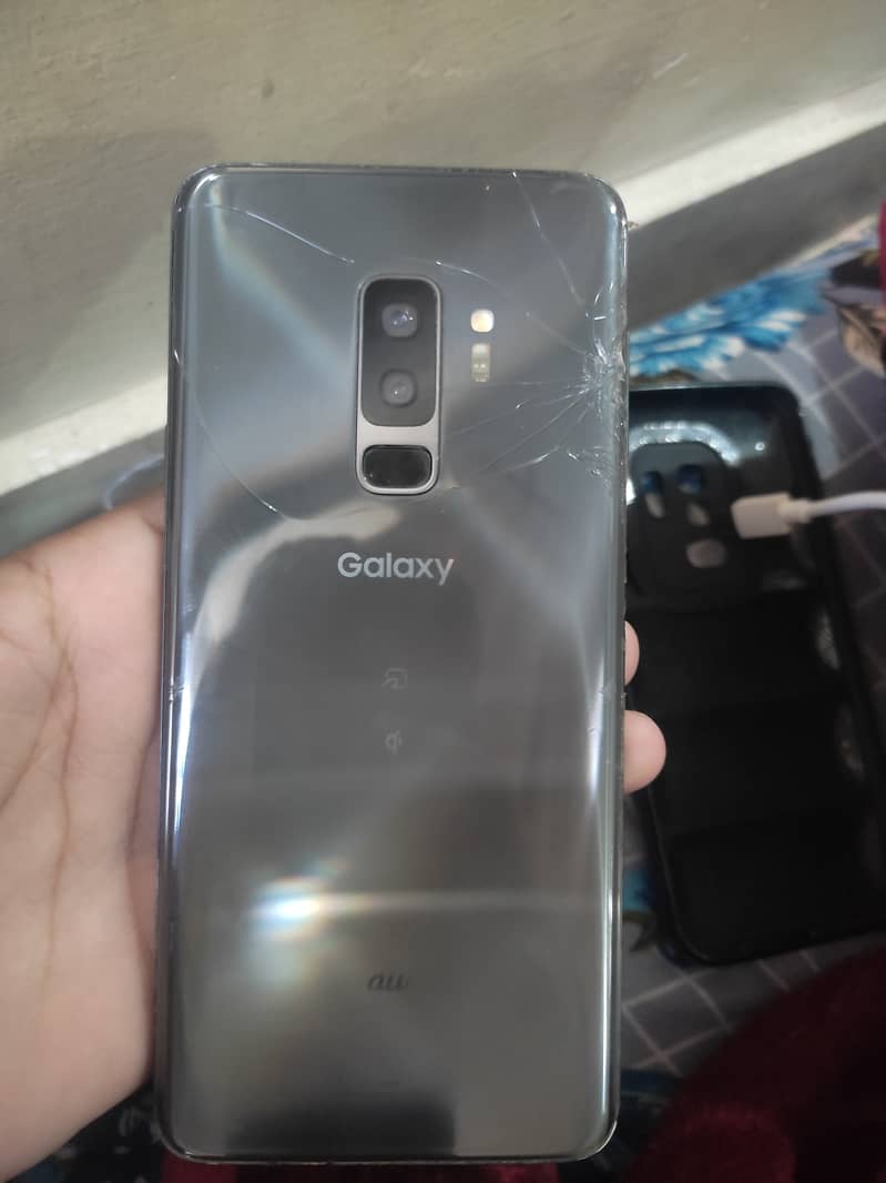 Samsung Mobile S9 Plus 1