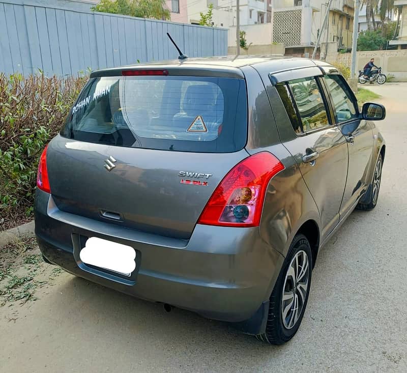 Suzuki Swift 1.3 DLX(ABS) Model 2011 8