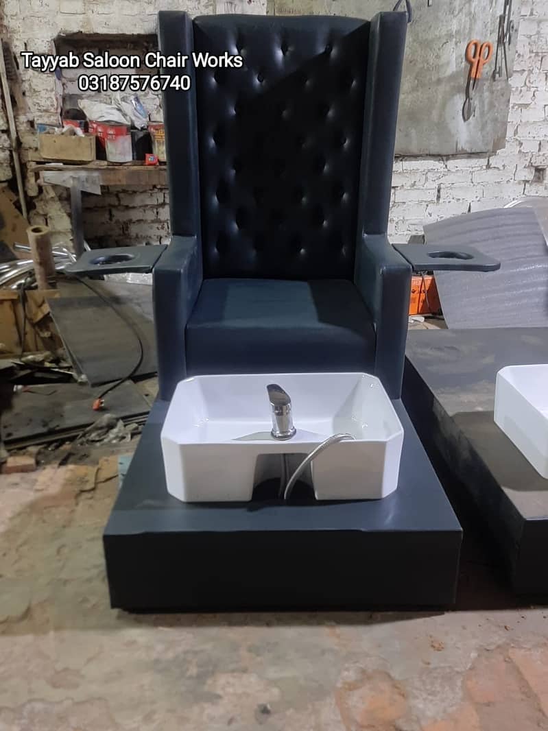 Saloon Chair/Parlour Chair/Shampoo Unit/Pedicure/Facial Bed/Trolley 3