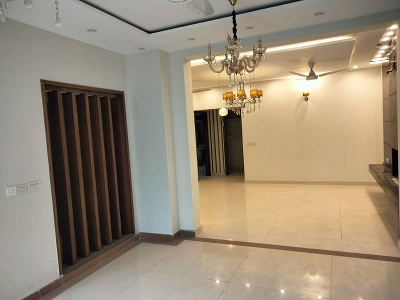 10 Marla House Sui Gas Available For Rent In Iris Block Sector C Bahria Town Lahore 3