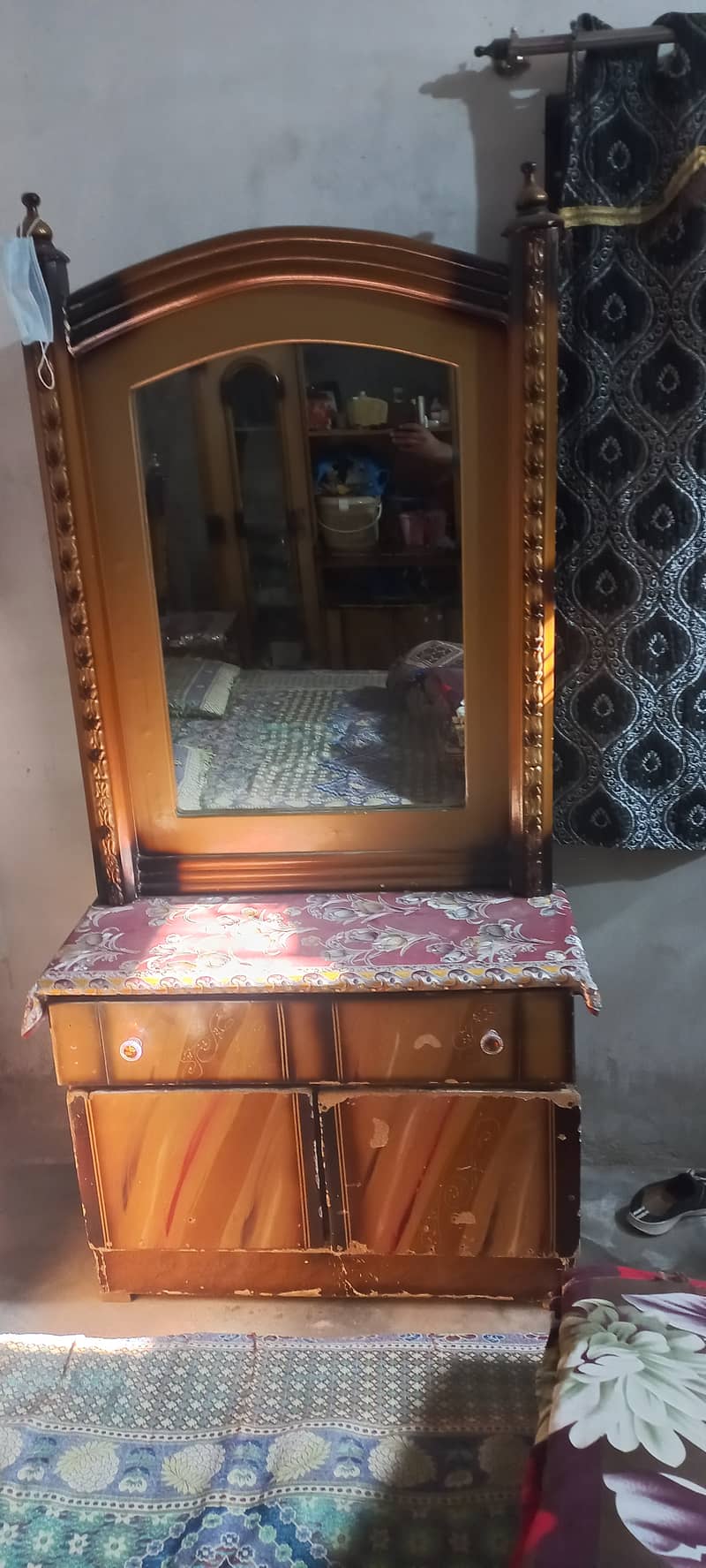 double Bed side table dressing table showcase 3door sev almari 1