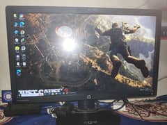 gaming pc, keyboard,2 mouse,big screen,speaker and wireless connection