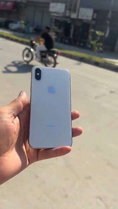 IPhone X 256 Gb Condition 10/9 urgent sale whatspp 0302-9110544 1