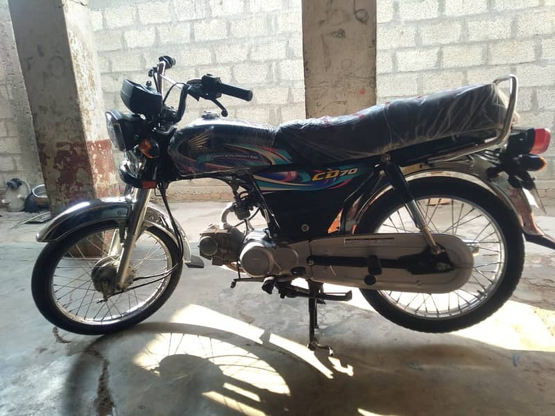 Honda CD 70 2024 1