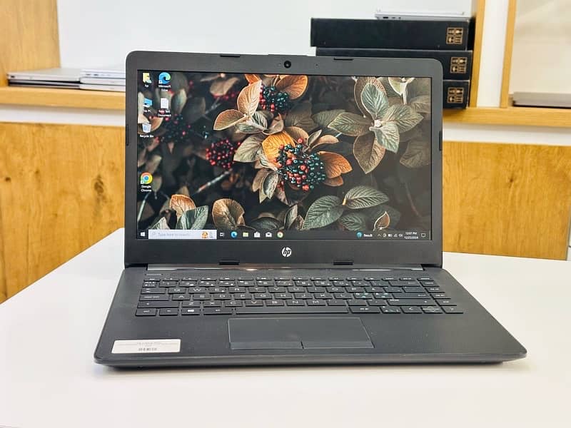 HP LAPTOP 14 ( CORE-i3/8TH GEN ) 8 GB RAM-256 GB SSD 0