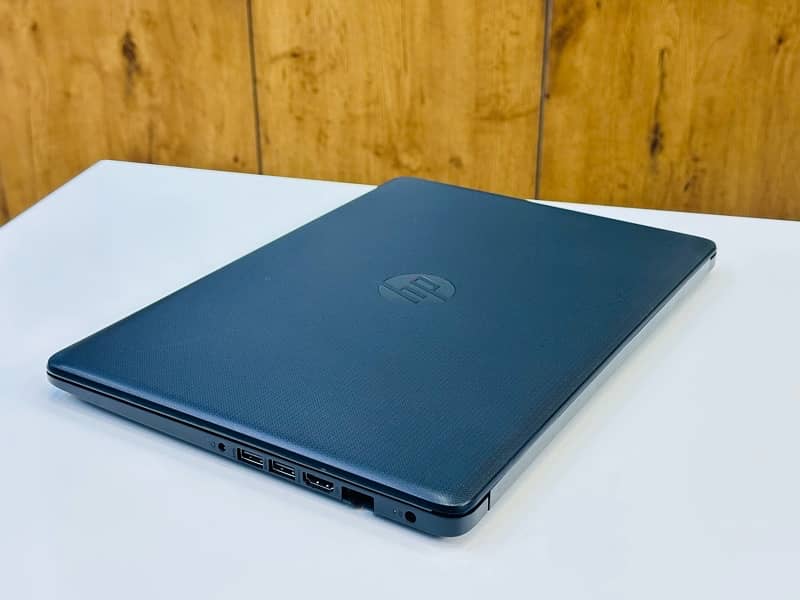 HP LAPTOP 14 ( CORE-i3/8TH GEN ) 8 GB RAM-256 GB SSD 6