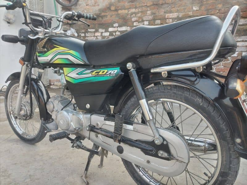 Honda 70 black colour for sale 0