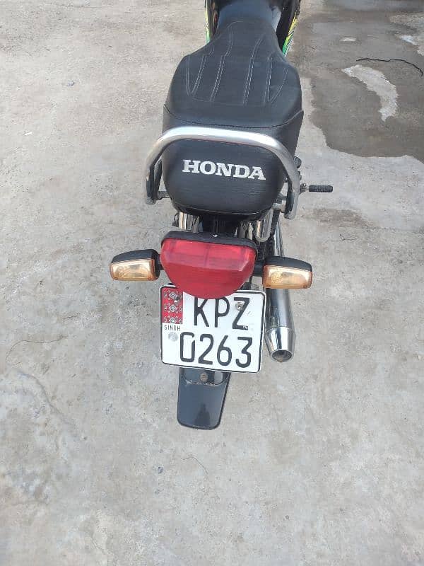 Honda 70 black colour for sale 1