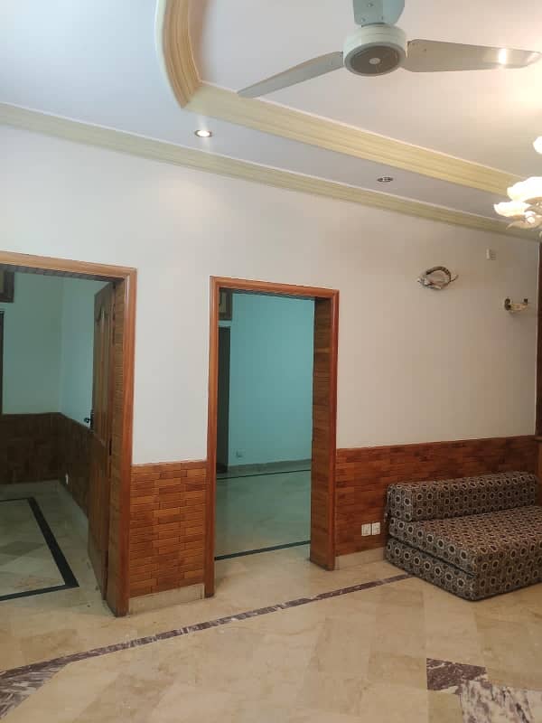 upper portion available for Rent G-13  Contact: 03477163075 12