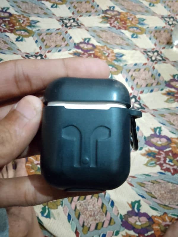 airpod2 1 month used 6 hour non stop battery timing 1