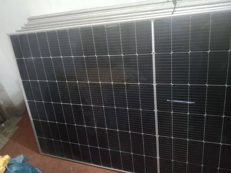 CHINT company solar panels for sale 1