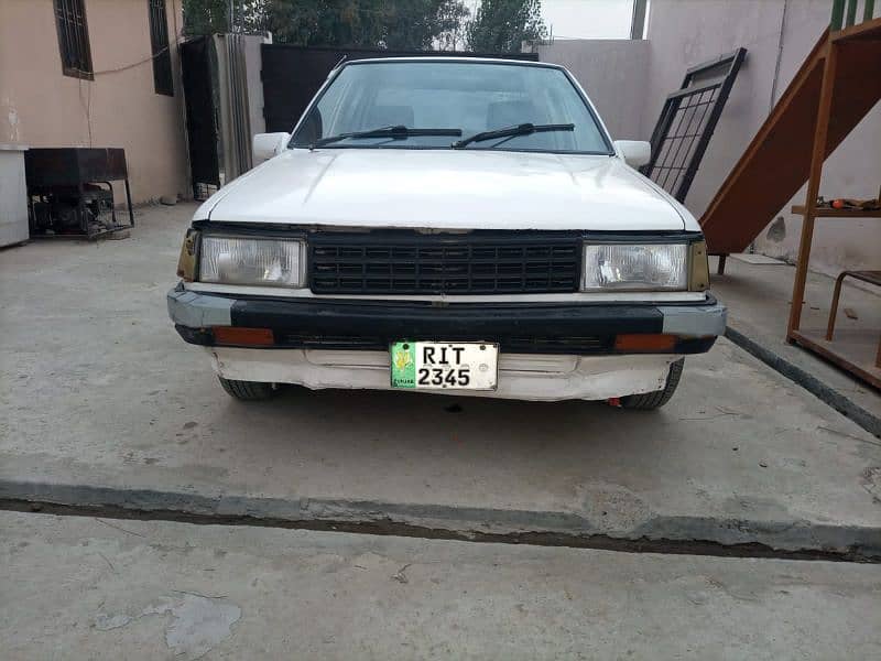 Nissan Sunny 1986 12