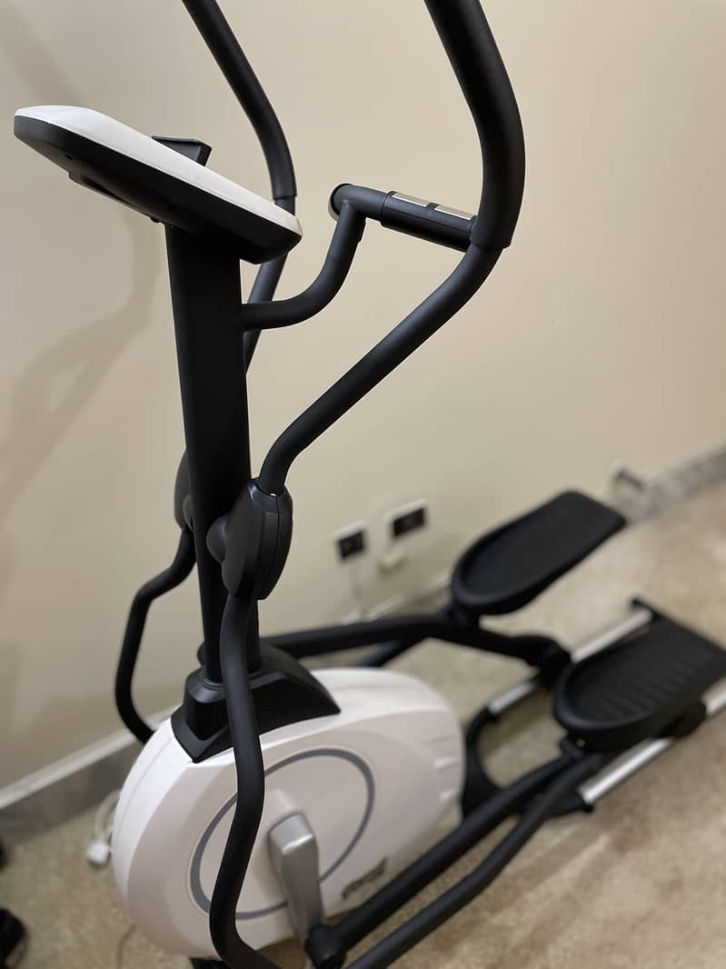 Fuel Fitness FE 100 cross trainer for sale 2