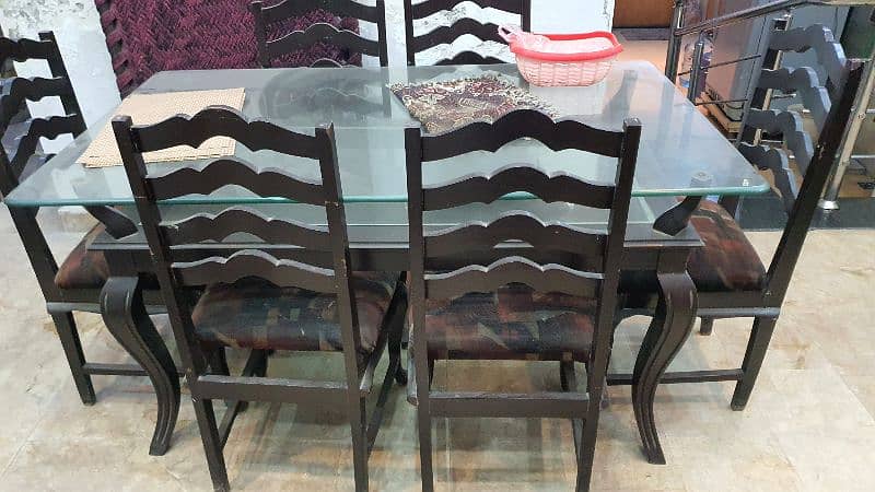 6 seater dining table 0