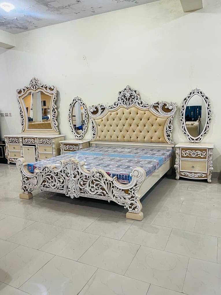 Bed Set / Bedroom Set / King Size Bed / Bed with side Table 3