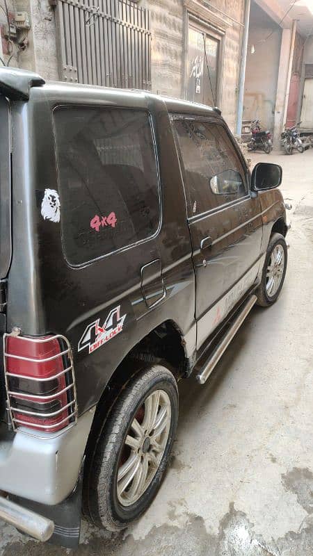 Mitsubishi Pajero Mini 1995 gari me koi Kam nai honay wala 2