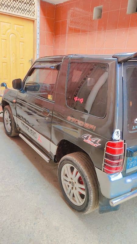 Mitsubishi Pajero Mini 1995 gari me koi Kam nai honay wala 12