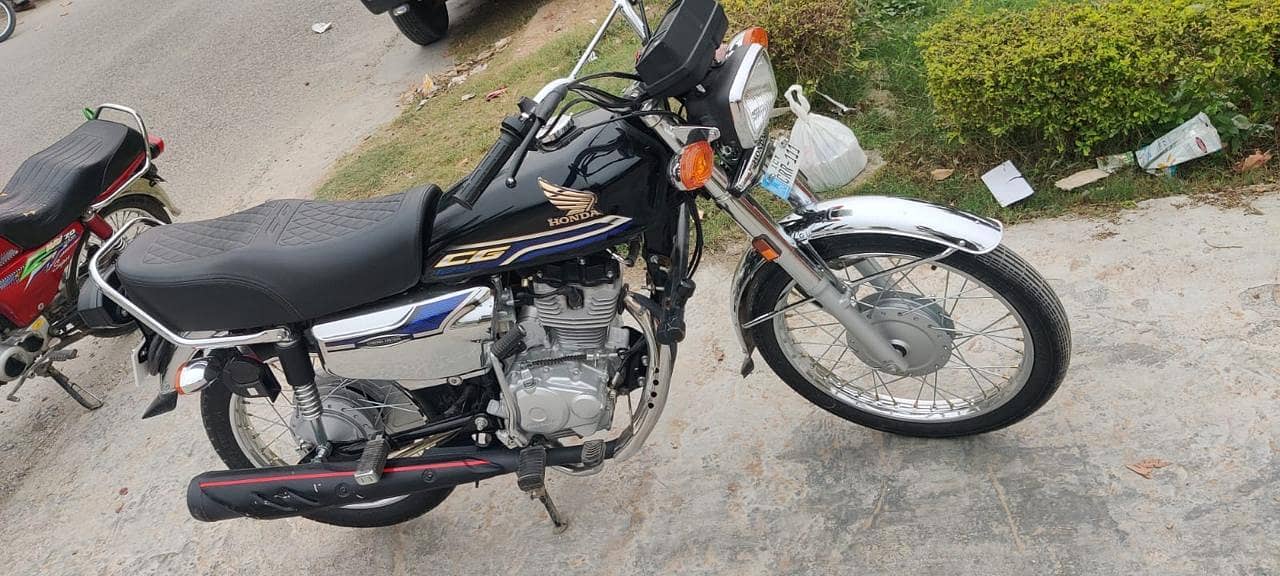 Honda CG 125 Special Edition | Model 2024 | Urgent Sale | Total Geniun 1