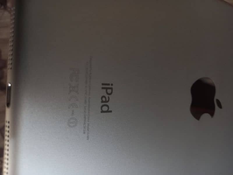 ipad mini 2 7.9" 4