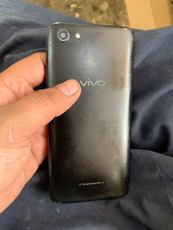 vivo Chalny me thik hai bs touch crack hai working krta ha 03021234482 2