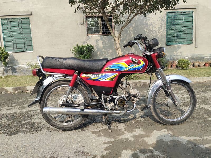 Honda 70 cc bike 7